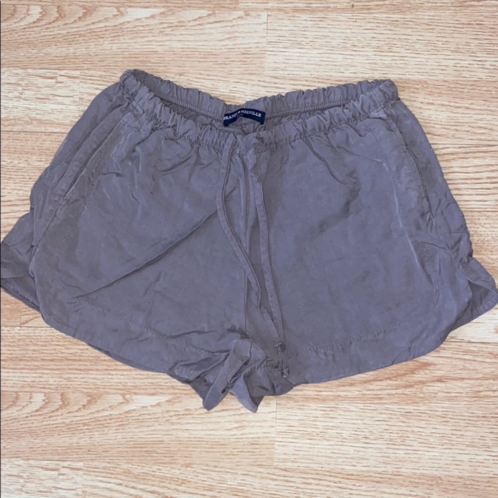 Brandy Melville flowy shorts